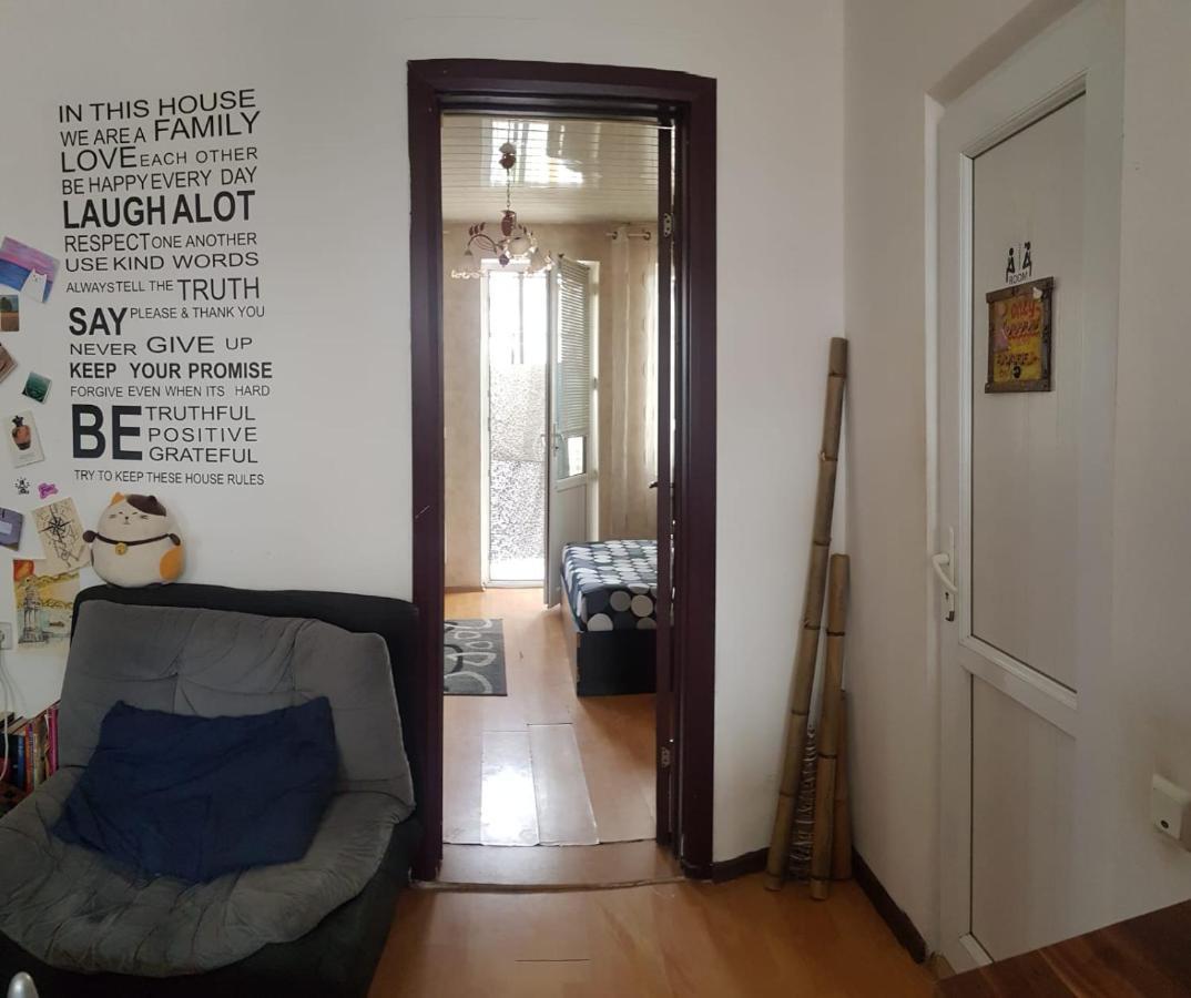 Enjoy The Hostel Батуми Экстерьер фото
